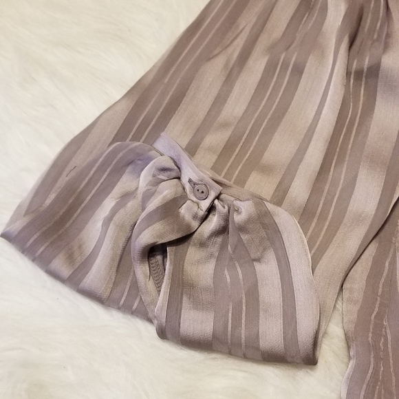 LUSH Ruffle Victorian Shake Top - Picture 6 of 14